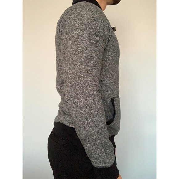 Express Fleece Sweater - Picture 2 of 7